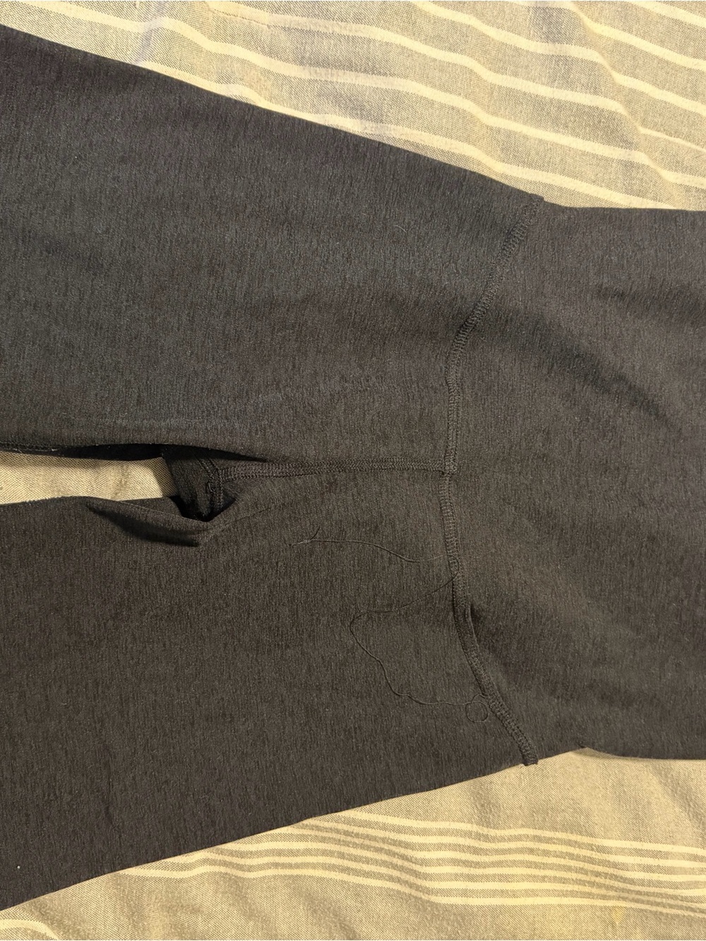 Beyond the Bump by Beyond Yoga Maternity Bike Shorts, size Medium - Picture 3 of 3